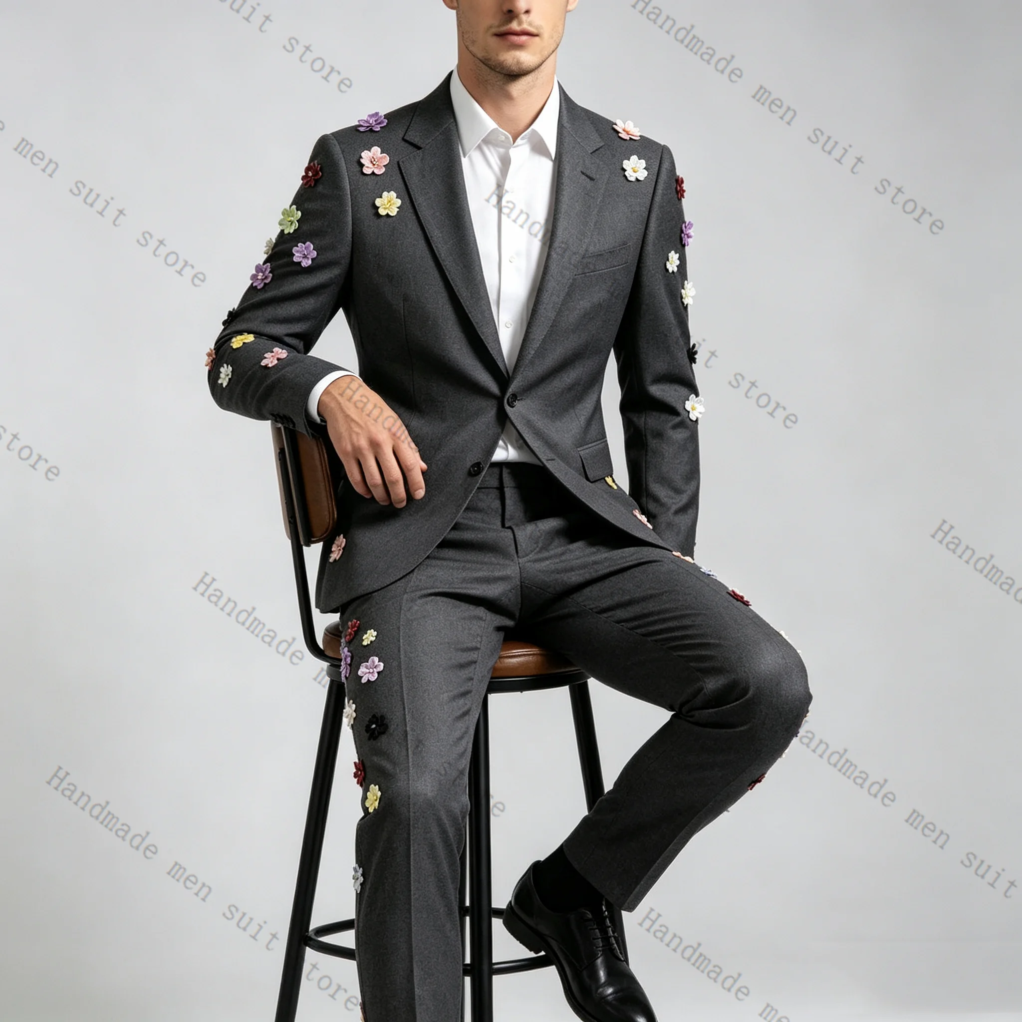 

Grey Men Suit Set 2 Piece Blazer+Pants 3D Flower Cotton Prom Wedding Tuxedos Coat Customized Formal Office Fashion Jacket