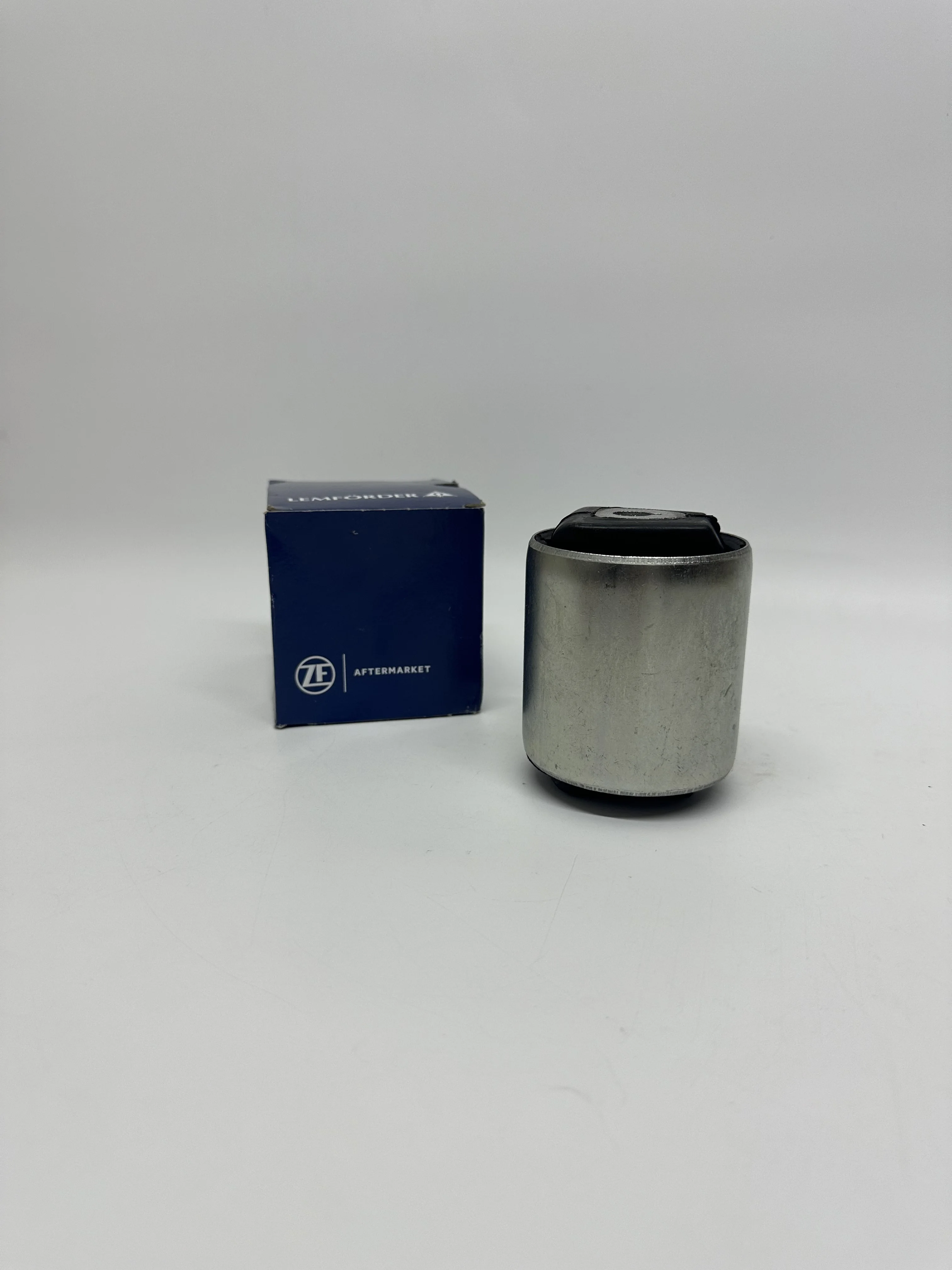 31106778015，31126863171 new for BMW E70, E71, X6, X5 lower swing arm bushing elbow bushing