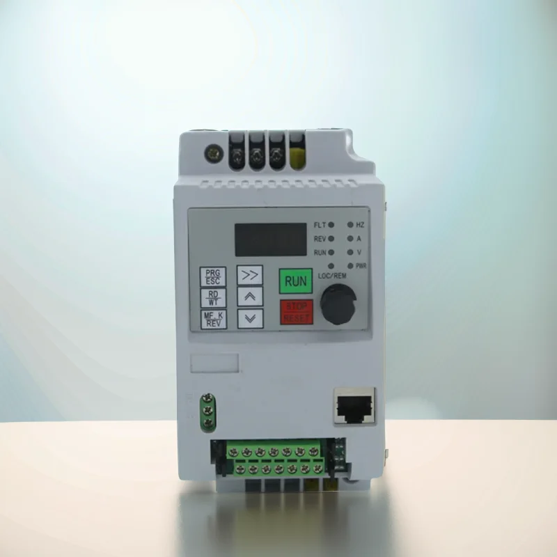 Industrial Motor Speed Regulation with Economical VFD 220V 1-3PH Frequency Inverter