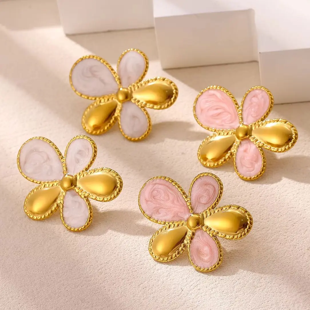 Vintage-Ohrringe mit rosa Emaille-Blumenmotiven für Damen, 18 Karat vergoldet, mit strukturierter Blumenform, auffällige Ohrringe, elegantes Schmuckstück für den täglichen Gebrauch, Geschenkidee.