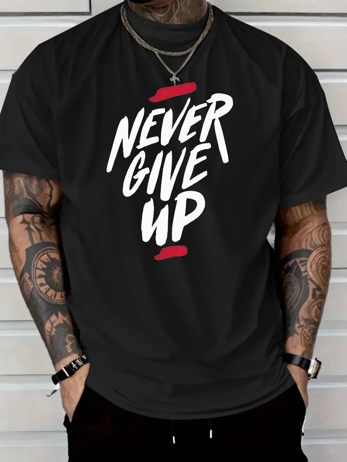 Kaos Pria Kasual Katun Murni Terbaru 2025 Desain Cetak NEVER GIVE UP Pakaian Luar Ruangan Musim Panas Pria