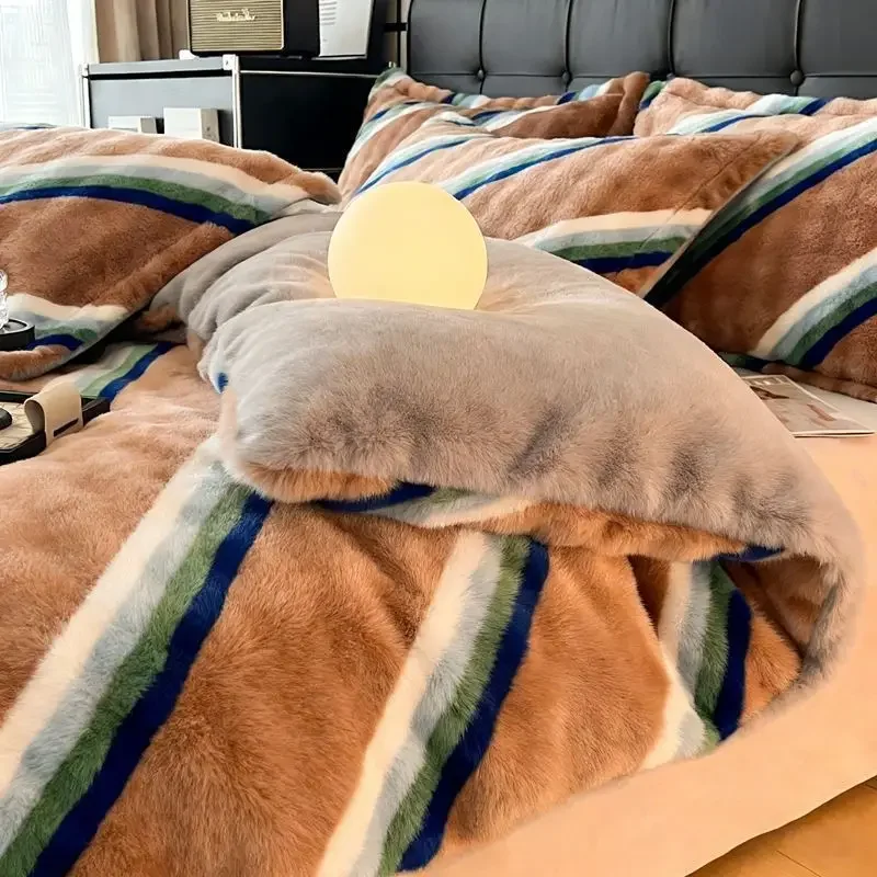 Winter Plush Bedding Four Piece Set Thicken Warm Double-sided Velvet Bed Sheets Duvet Covers Soft Comfortable Quilt Cover