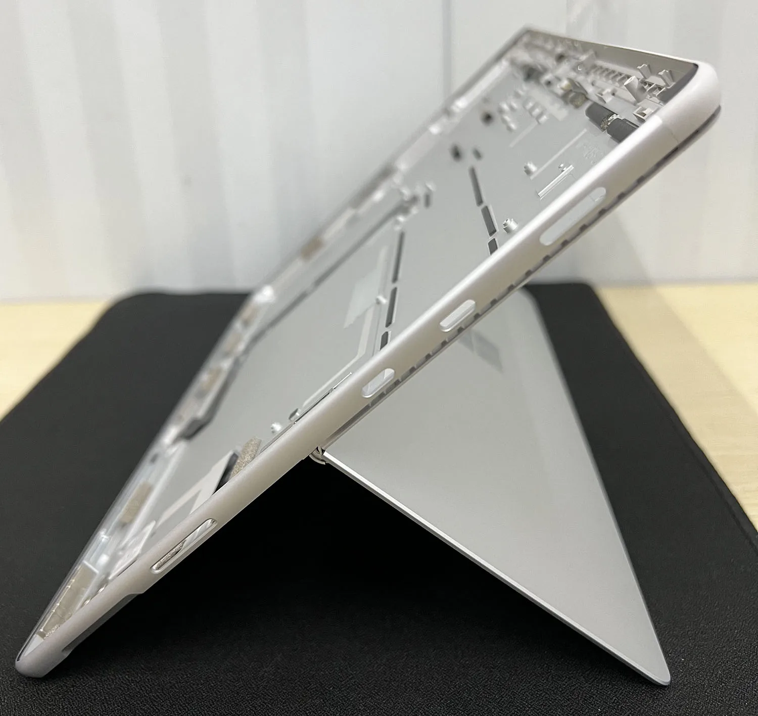 Bottom case For Microsoft surface pro 8  Back Cover Housing Rear Chassis
