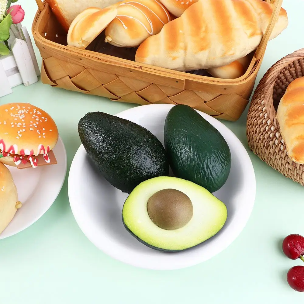 

Lightweight Pranks Supplies Fake Fruit Lifelike Plastic Photography Props Table Decoration Party Ornaments Artificial Avocado