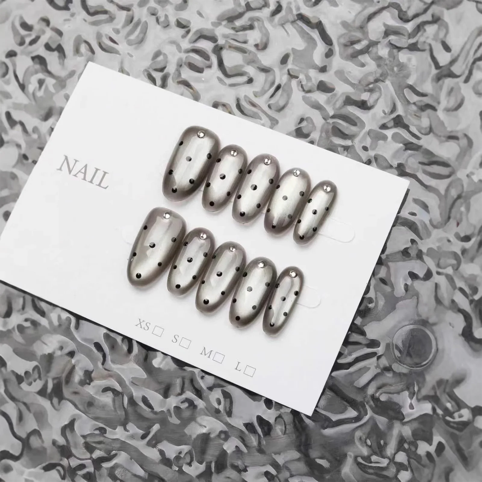 10pcs Handmade Press On Nails Black Polka Dot Cat's Eye False Nails With Rhinestone Decor Glossy Almond Fashion Fake Nail Tips