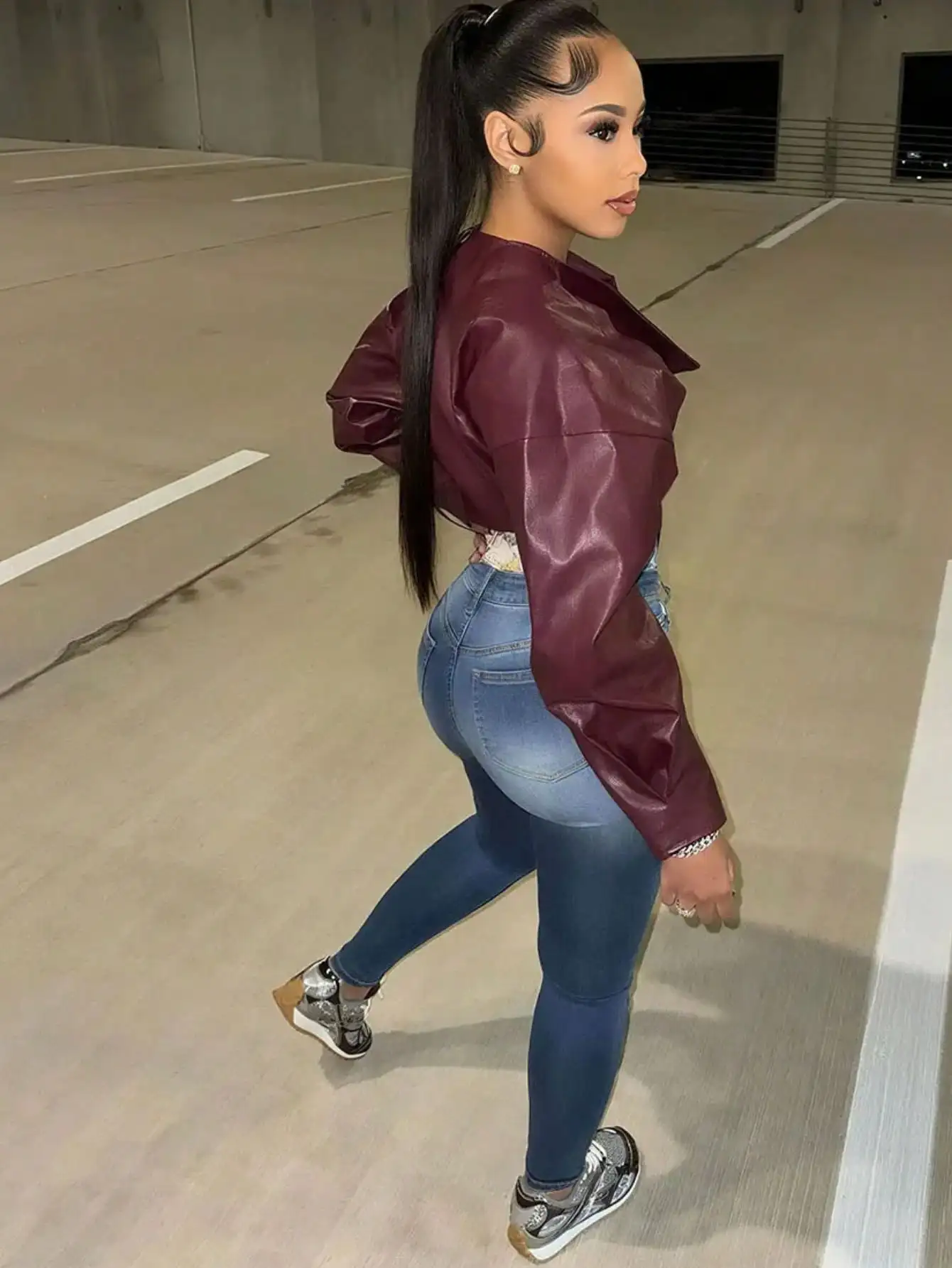 Damesjack van PU-leer met asymmetrische revers, taille-accentuerend ontwerp voor casual gelegenheden en avondjes uit