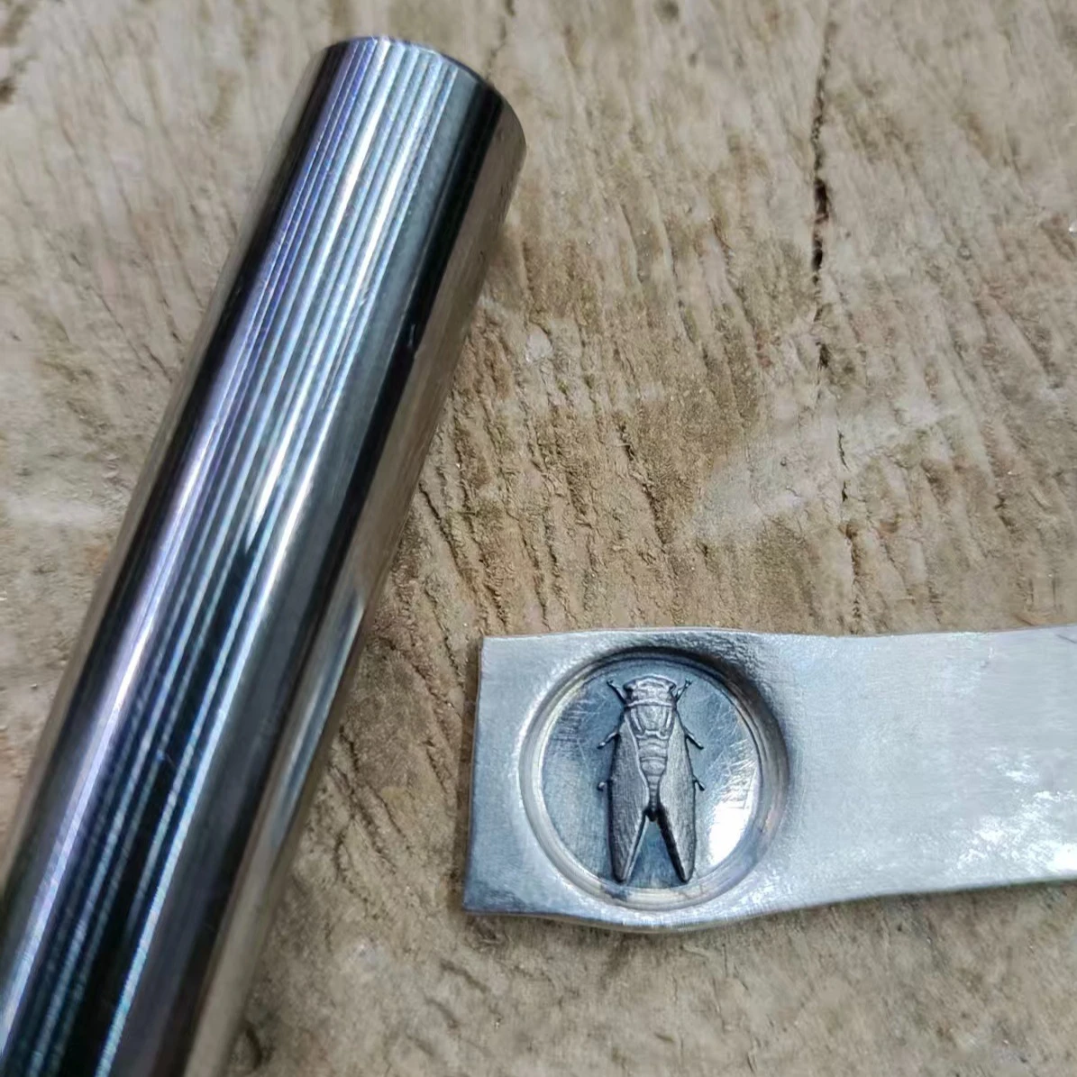 

3D металлический штамп клен насекомое цикада дизайн логотип ювелирные изделия маркировка штамповка инструмент кожа серебро золото тиснение резьба стальной дырокол