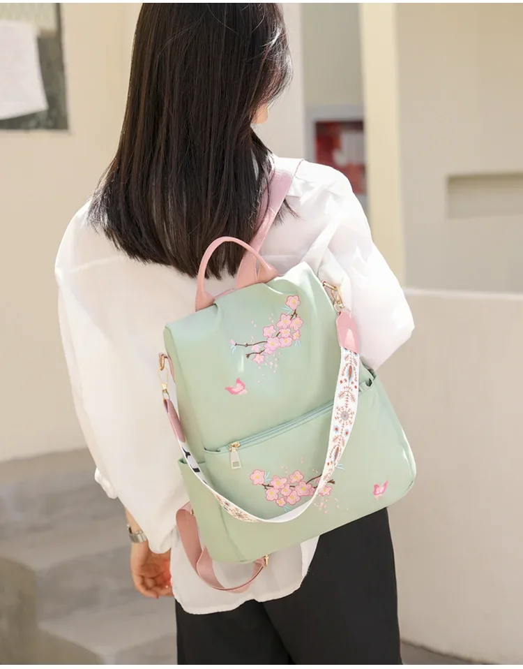 New Oxford Cloth Ladies Backpack Ethnic Style Embroidery Fashion Backpack Travel Leisure Waterproof Large Capacity Commuting Bag