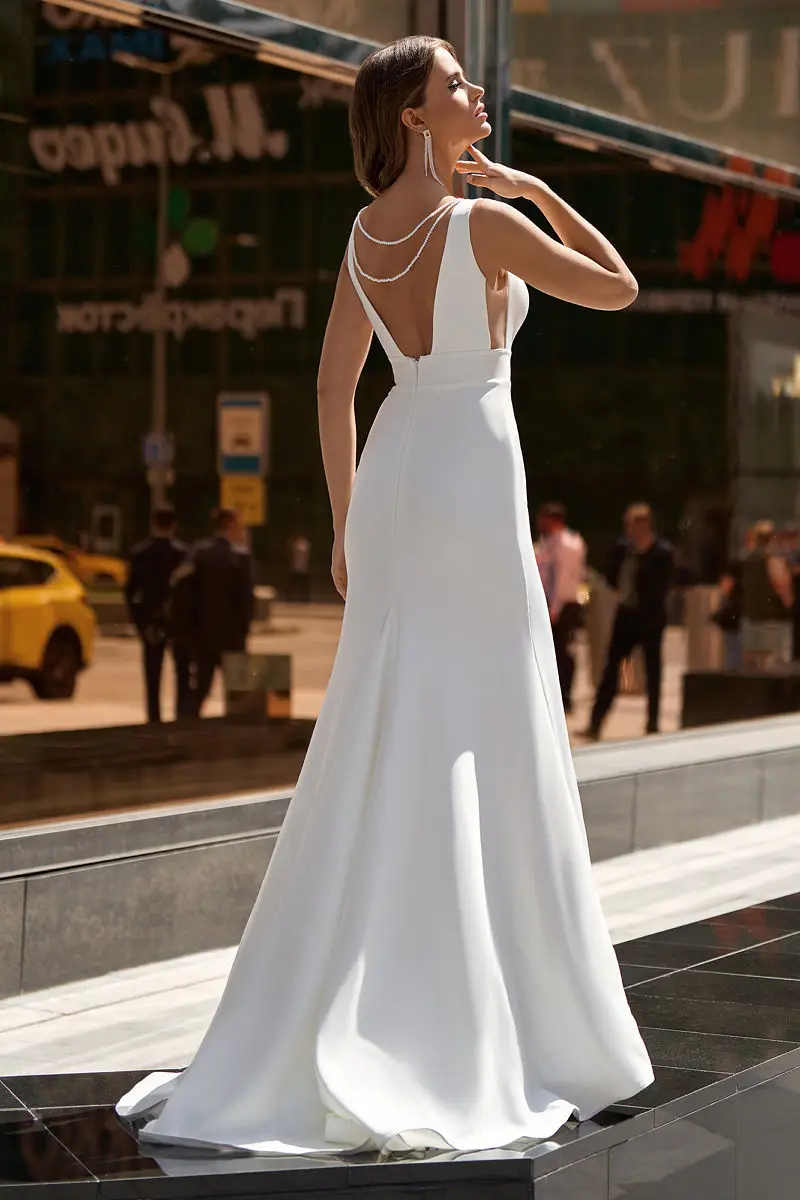 Abito da sposa con cinturino a Spaghetti senza schienale senza maniche elegante colletto quadrato in raso Robe De Mariee personalizza per misurare la macchia morbida