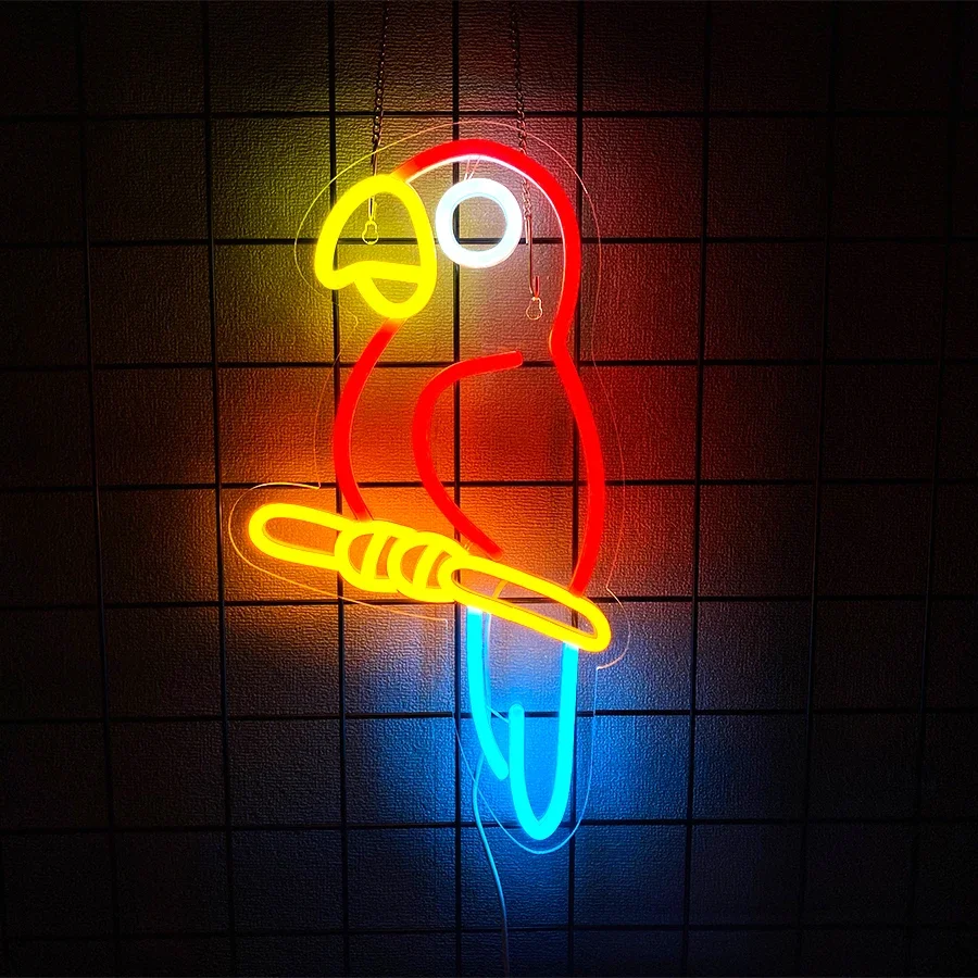 تستخدم لتزيين الغرف وغرف الألعاب والنوادي والمكاتب وعلامات النيون للحيوانات والرموز اللطيفة للببغاوات والنحل، مدعومة بمنفذ USB