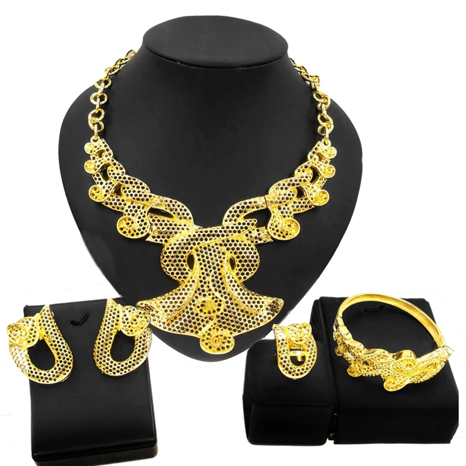 Schmucksets für Frauen, vergoldeter Anhänger für Partygeschenke, modischer Ausschnitt, Ring, Ohrringe, Geschenk, Schmucksets