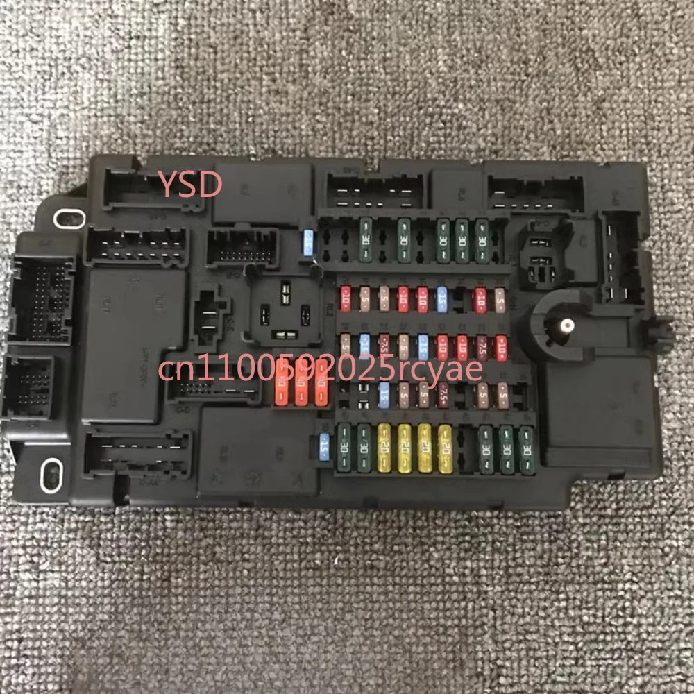 

Fuse box for BMW MINI R55, R56, R58, R60 body modules, applicable to MINI control computers H5, H6, H8.