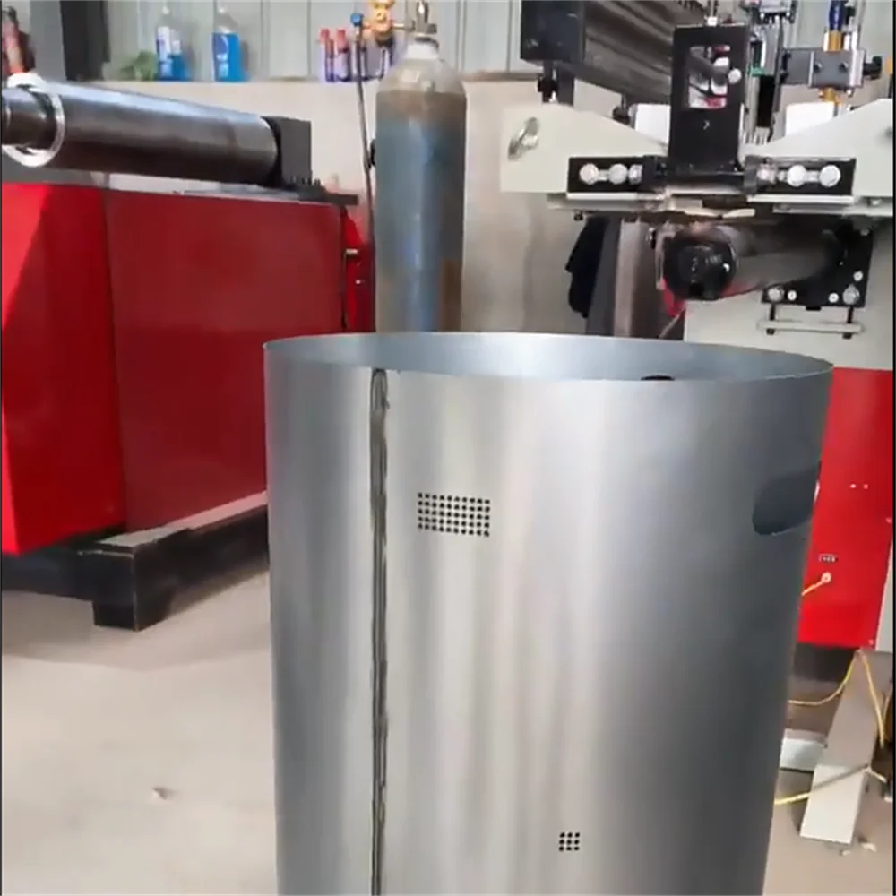 1000MM Automatic ARC Tank Longitudinal Seam Welding Machine Straight Rolling Seam Welder