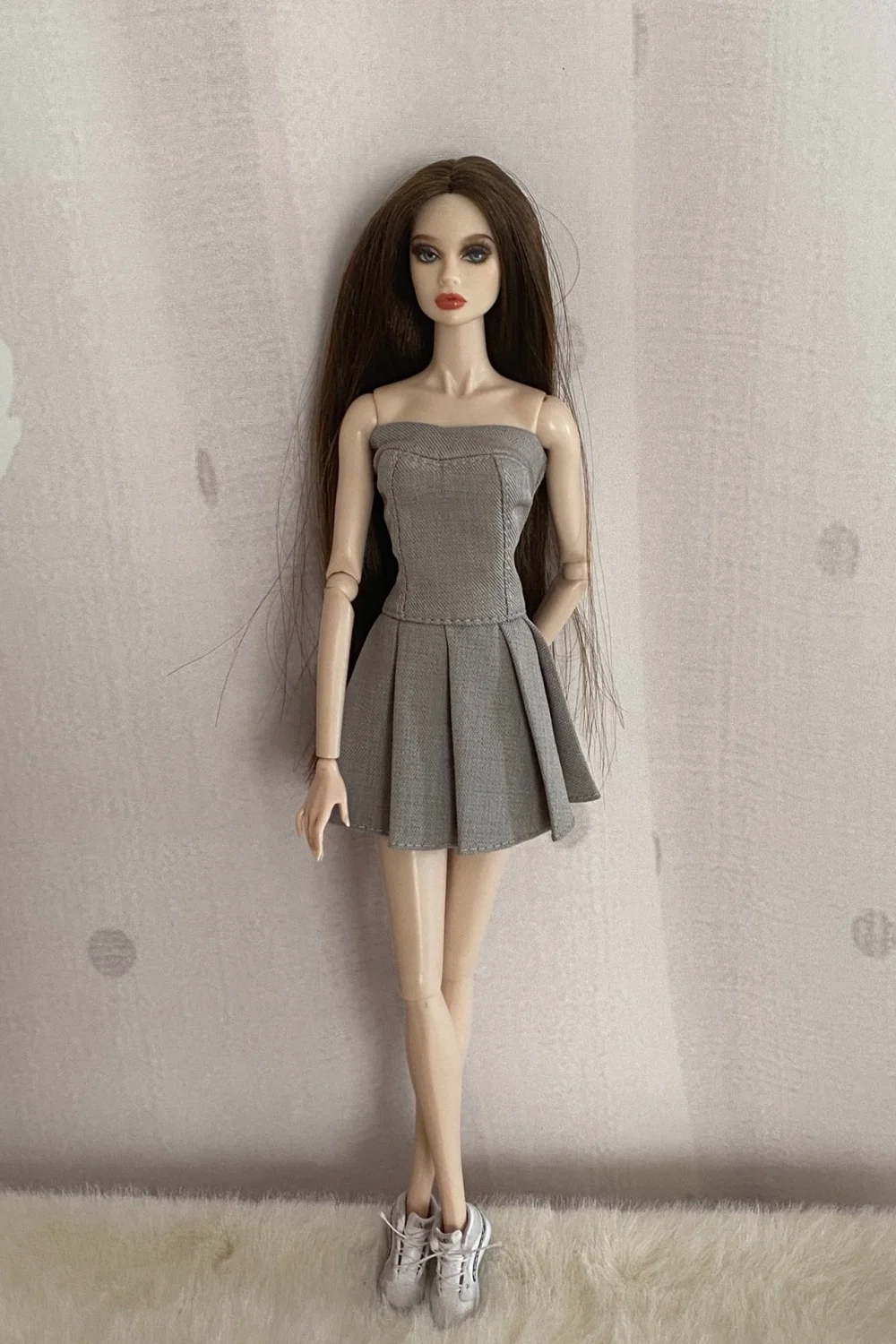 【Clothing Only】Handmade 1/6 Light Gray Strapless Pleated Dress Sweet College Style Uniform Set Fit IT PP FR2 ST Supermodel Body