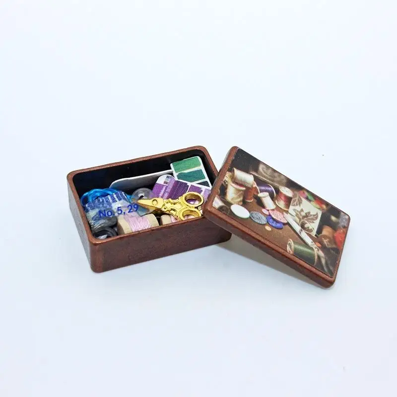 [J] 1 Set Mini Simulation Needle And Thread Box Model Miniature Toy Scene Decoration Dollhouse Accessories