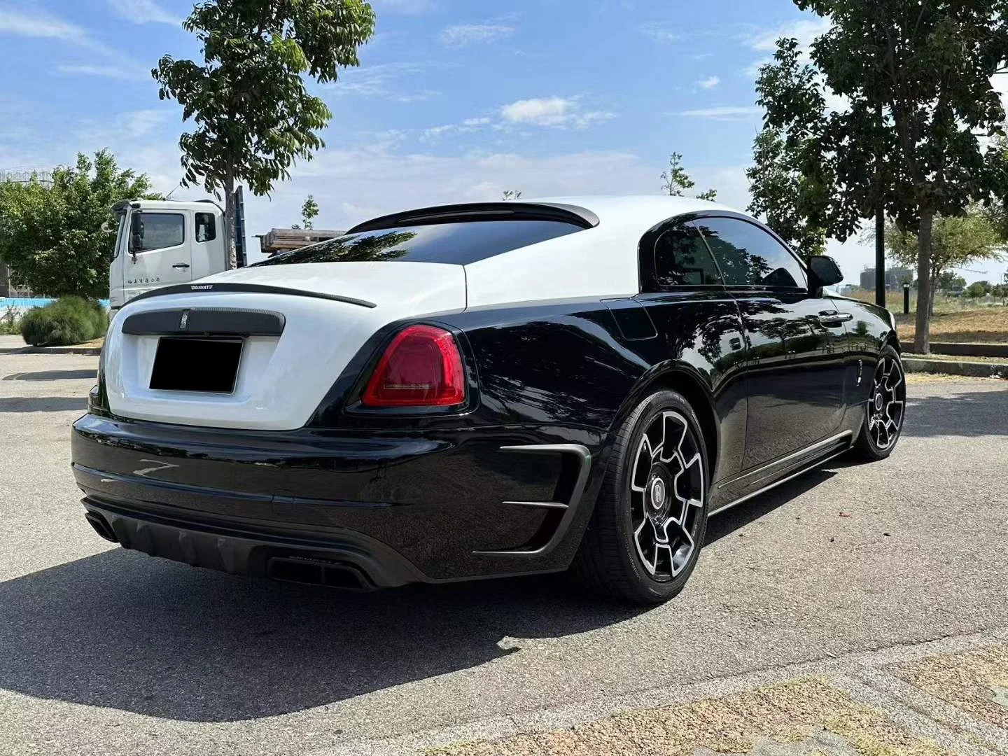 قطع غيار السيارات من ألياف الكربون الجافة لسيارة رولز رويس رايث ترقية MSY طقم الجسم المصد الأمامي التنانير الجانبية درابزين سبويلر