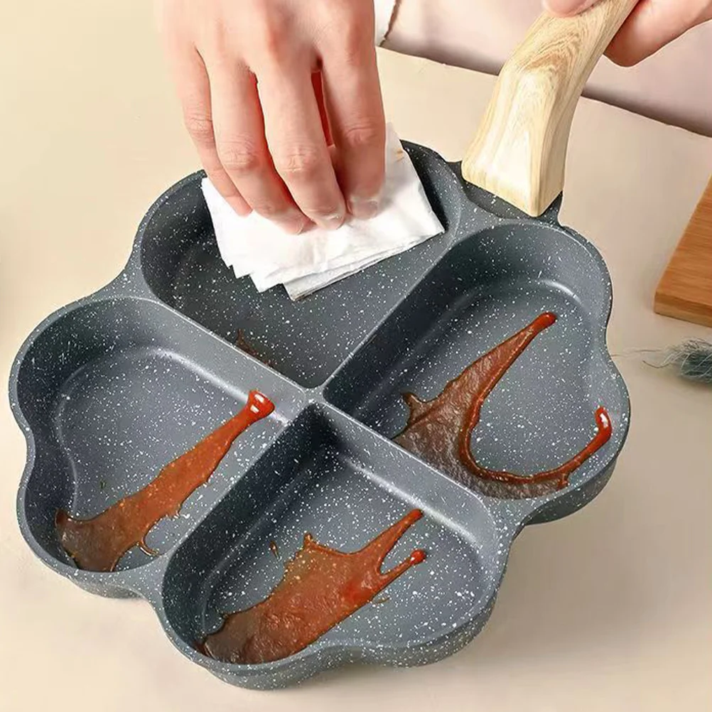 

Non-Stick Egg Frying Pan with Multiple Grooves for Easy Cooking and Cleaning Multi-Function Breakfast Panning Pan Household