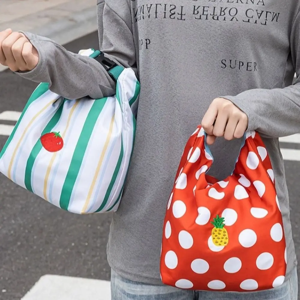 

Portable Large Capacity Lunch Bag Foldable Insulated Insulated Bag Hand-Held Waterproof Picnic Bag Vegetable Storage