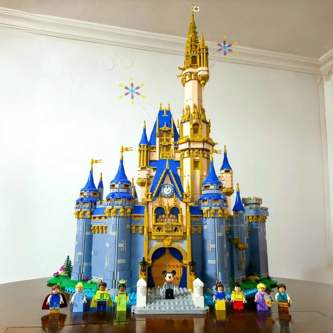 4837pcs Bricks The Disney Castle Building Blocks Movies Building Model Assemble Toy for Children Christmas Gifts