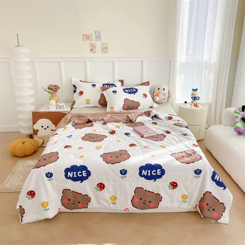 

Cartoon Bear Quilt Summer Air-conditioning Quilted Quilt Soft Breathable Bedding Multi-purpose Nap Thin Blanket for Boys Girls