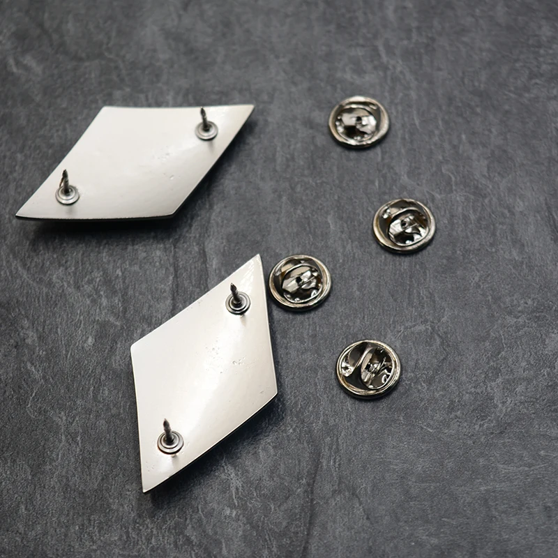 نسخة طبق الأصل من مدرسة الجامعة السوفيتية شعار شارة دبابيس شارات الديكور الحرف صندوق القصدير جمع الهدايا