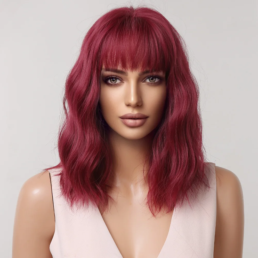 Women‘s Short Bob Synthetic Wigs Wine Red Cosplay Wig With Bangs Body Wave Natural Hair Party Lolita Wig Heat Resistant Fiber