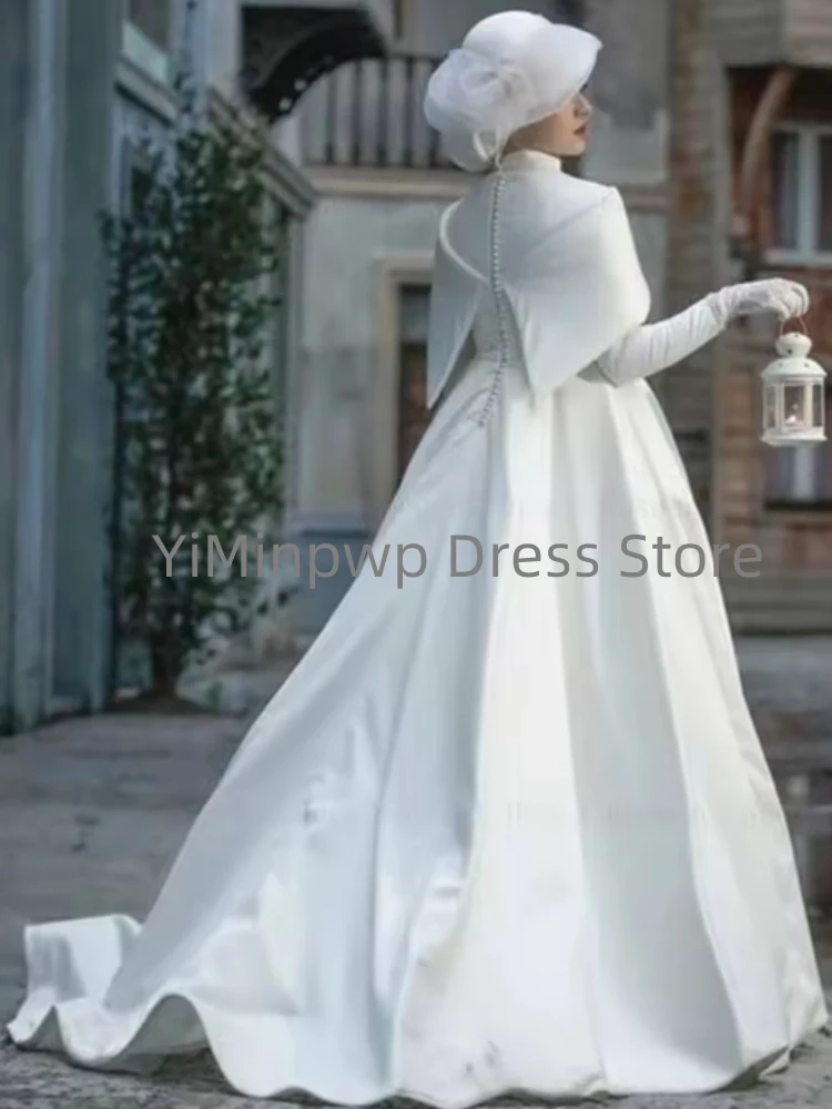 فساتين زفاف متواضعة كيب رقبة عالية كم طويل فستان عروس إسلامي مع زر فستان زفاف مخصص