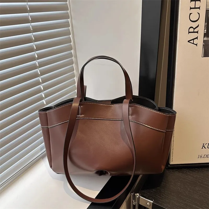 

PU Leather Tote Bags for Women Winter High End Large Capacity Magnetic Button Coffee Handbags Versatile Commuter Shoulder Bag