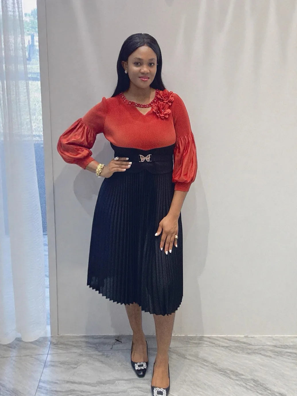 miyake-–-robe-pliable-pour-femmes-ample-temperament-elegant-haut-sens-fine-croix-fleur-mode-personnalisee-nouvelle-collection-2025