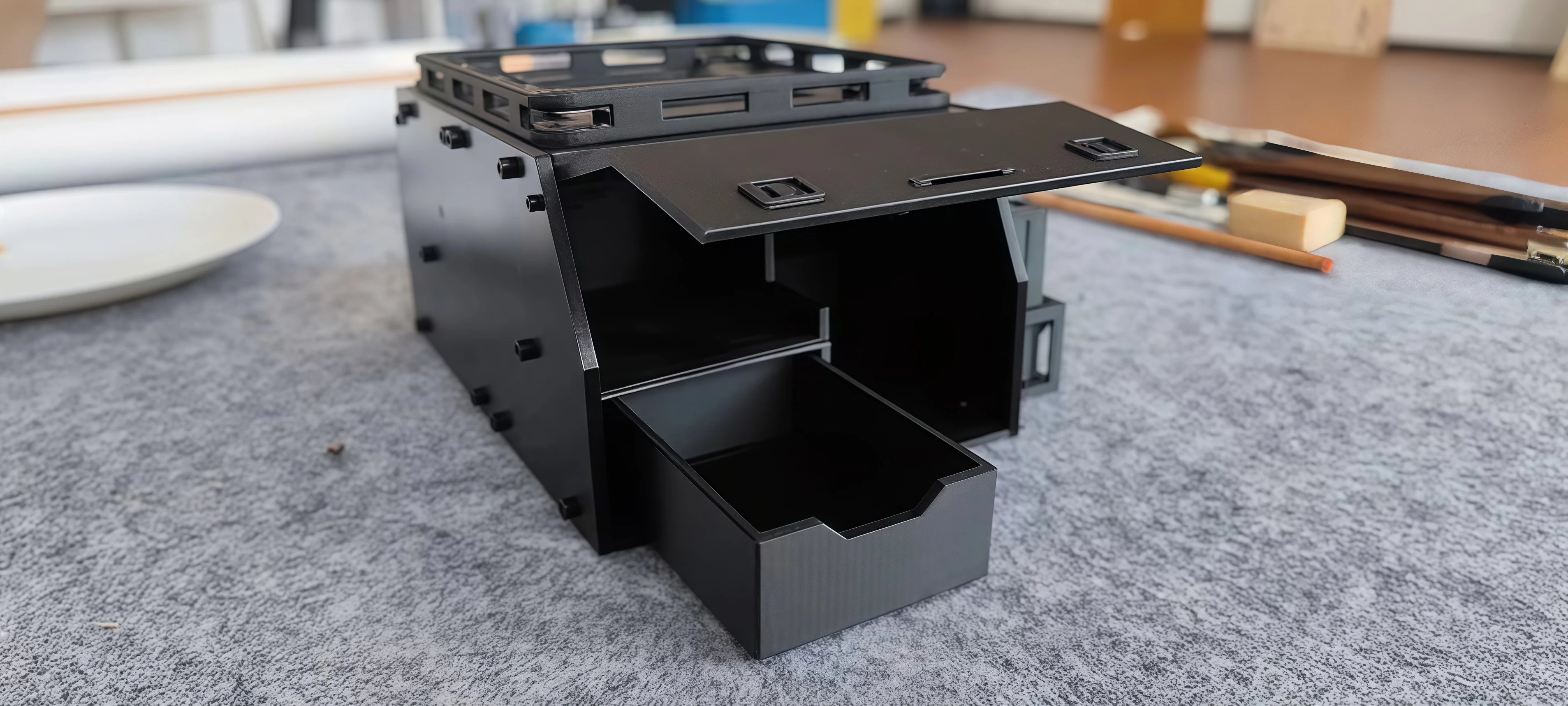 

RC4WD TF2 Killerbody LC70 1/10 RC Body Rear Bed Tool Box