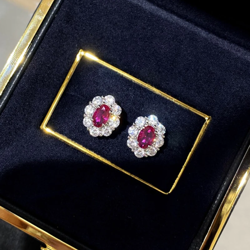 Huitan Oval Red Cubic Zirconia Stud Earrings Women Gorgeous Ear Accessories for Wedding Engagement Temperament Lady\'s Jewelry