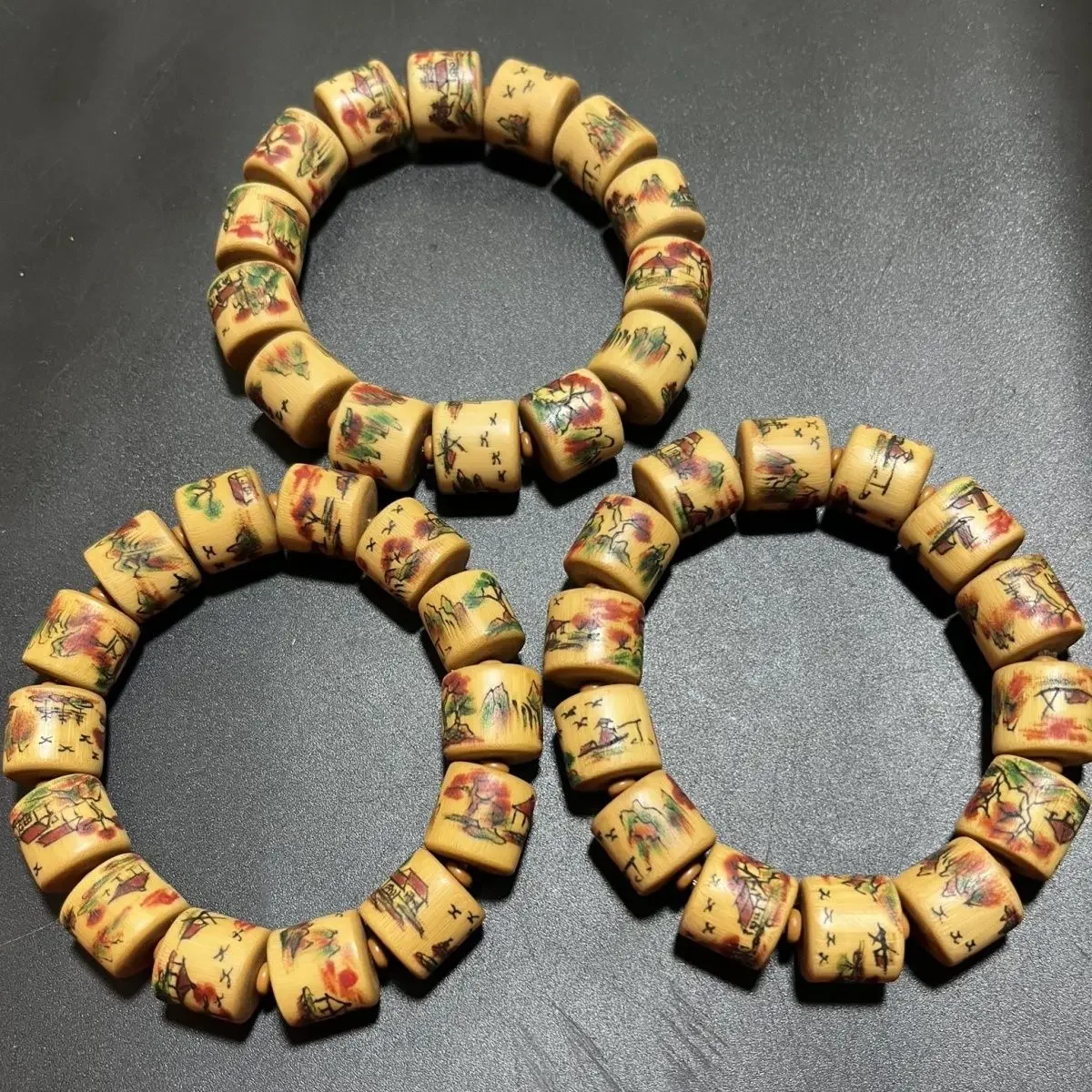 

Браслет из пластины Polygonatum Odoratum, универсальный, для пар, диаметр 1.6-1.7 мм, ручная работа