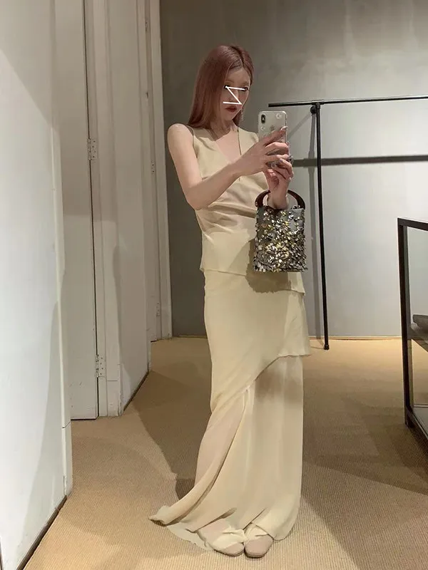 

Retro Deep V Waist Cinched Top Asymmetrical Drapey Skirt Set Women's Fashion Summer Outfit Slimming High Waist Vest Set