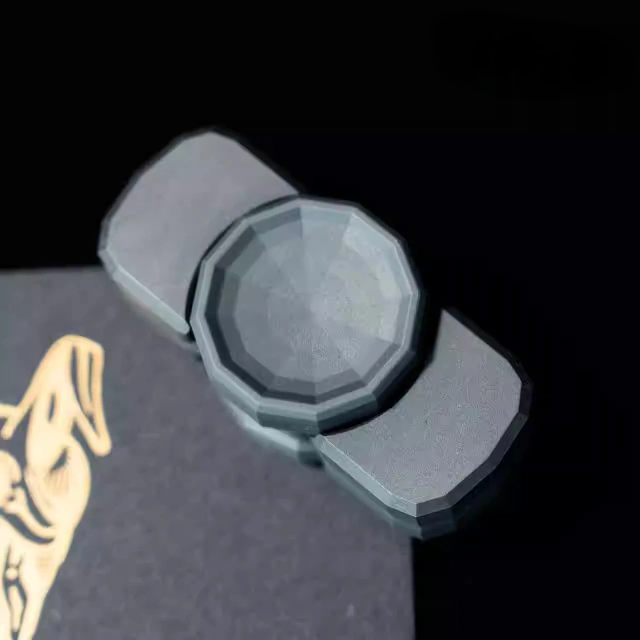 LBW EDC N7 لعبة تخفيف التوتر المعدنية الميكانيكية ذات ملمس يدوي مكونة من صفحتين #4