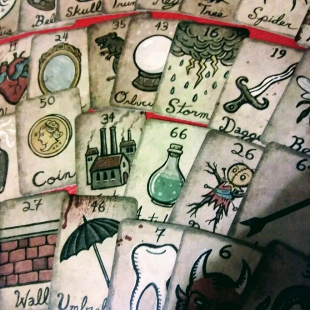 2.5*3.5 بوصة مجموعة التارو الكلاسيكية 6.3*8.9 سنتيمتر Mildred's Secret Pocket Oracle Deck 88 قطعة بطاقات أوراكل مثالية للمبتدئين