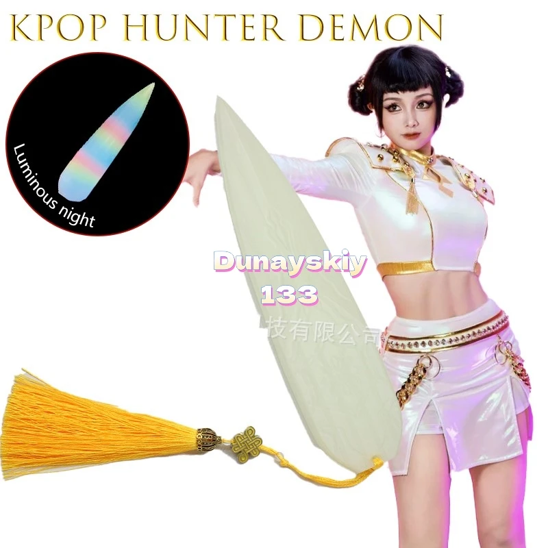 KPop Demon Hunter Zoey Lights Dart Weapons Costume Props Ideal For Girls' Halloween Carnival & Party Supplies