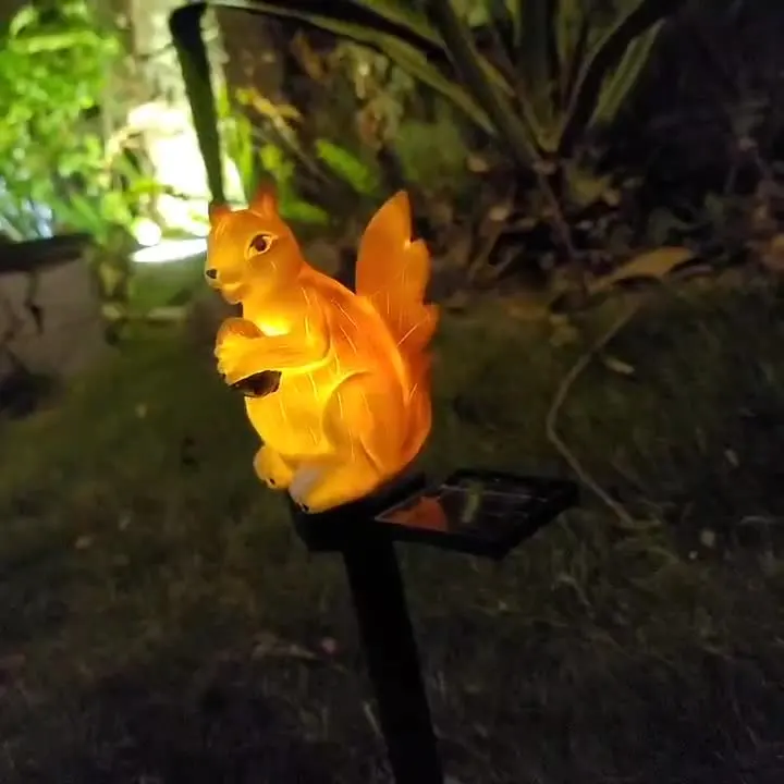 LED Solar Resin Squirrel Ground Plug-in Lamp Outdoor Waterproof Courtyard Garden Lawn Decoration Atmosphere Lighting Fixture