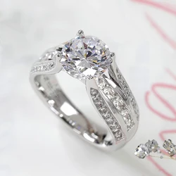 Huitan Gorgeous Trendy Eternity Ring Female Proposal Finger Jewelry with Bright Round Zirconia Luxury Wedding Band Accessories