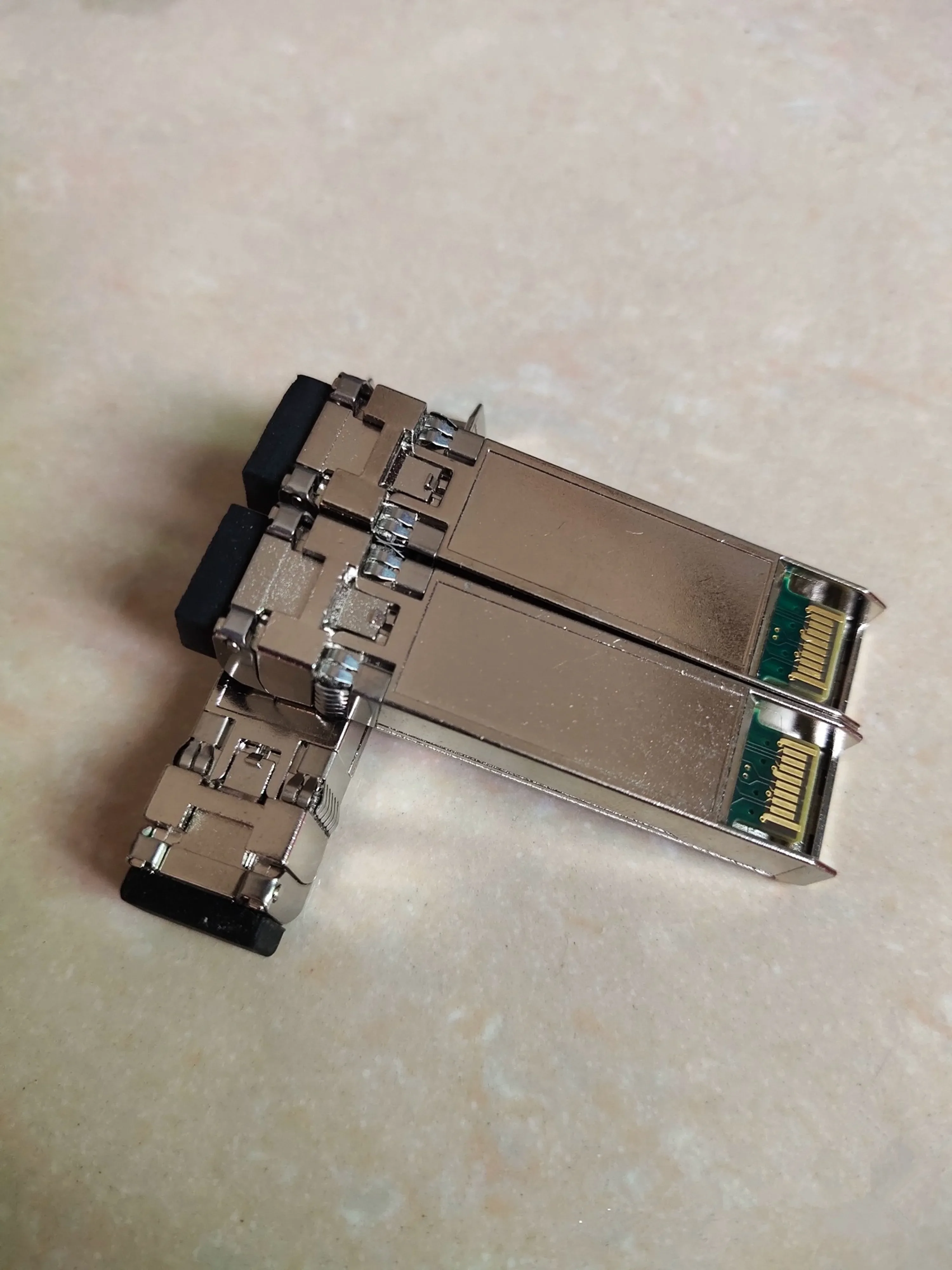 Finisar Sfp+ 16g Optical Fiber FTLF8546P3BCV-EM 16g LC Fibre Channel Transceiver/16g Sfp Network Card Module