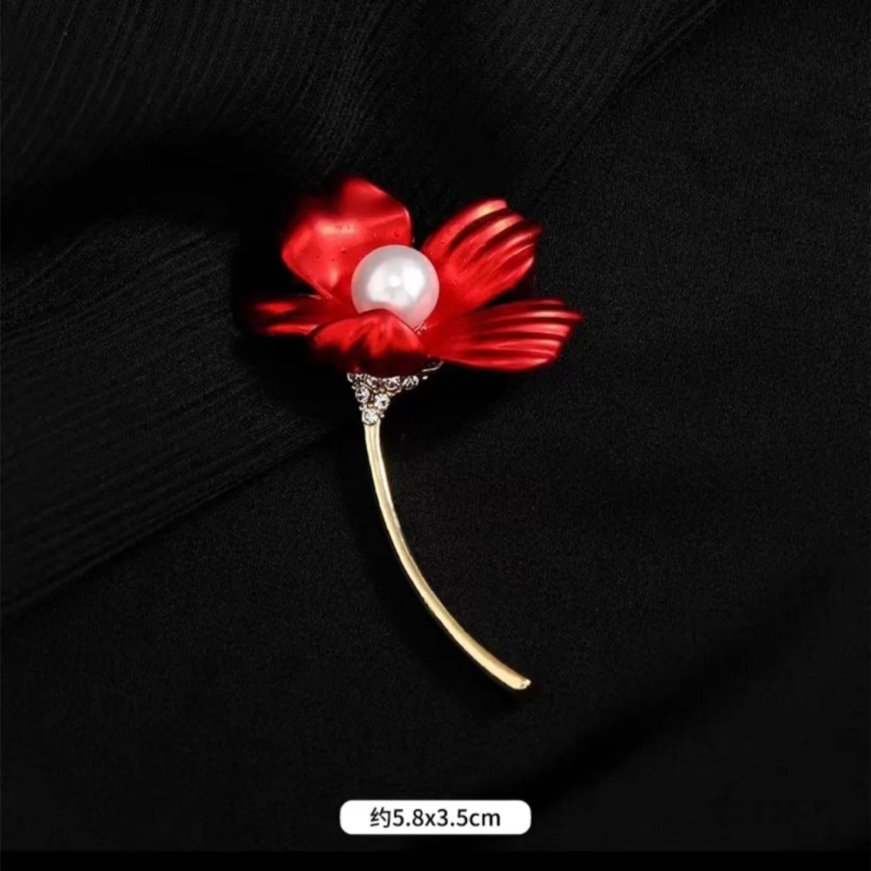 Rhinestone Red Rose Flower Brooches for Women Elegant Exquisite Shiny Zircon Flower Lapel Pins Wedding Party Badge Jewelry