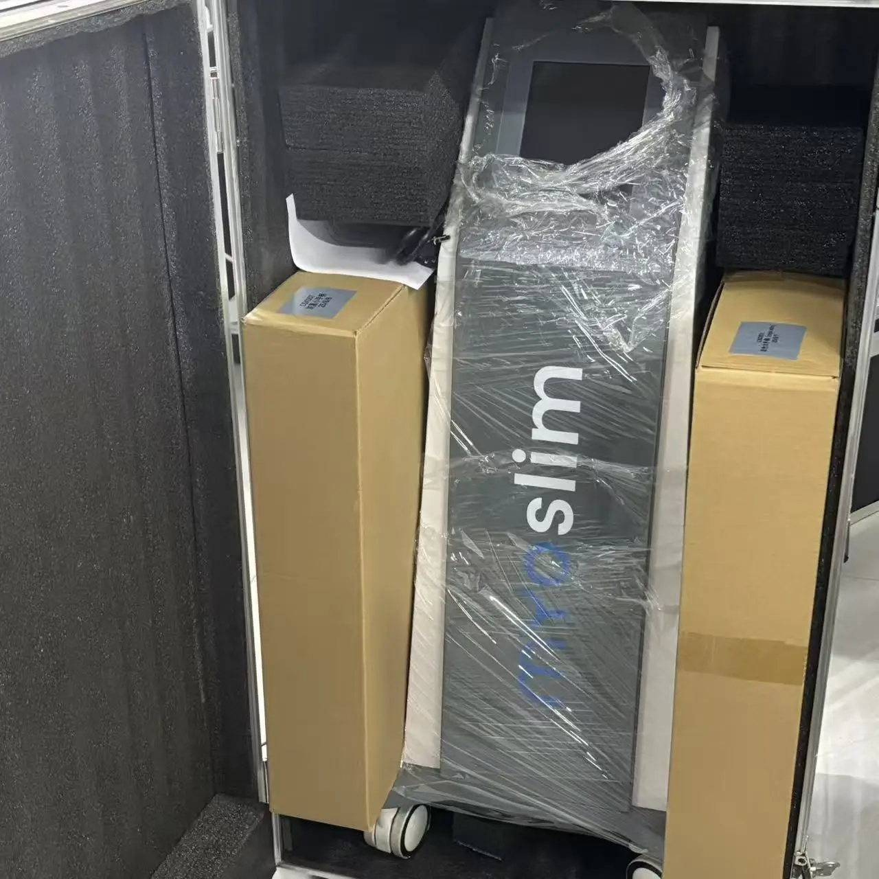 

Myoslim Ultra Nova Machine Professional Body Sculpting 6500W Myoslim RF Muscle Stimulation Weight Loss Muscle Training