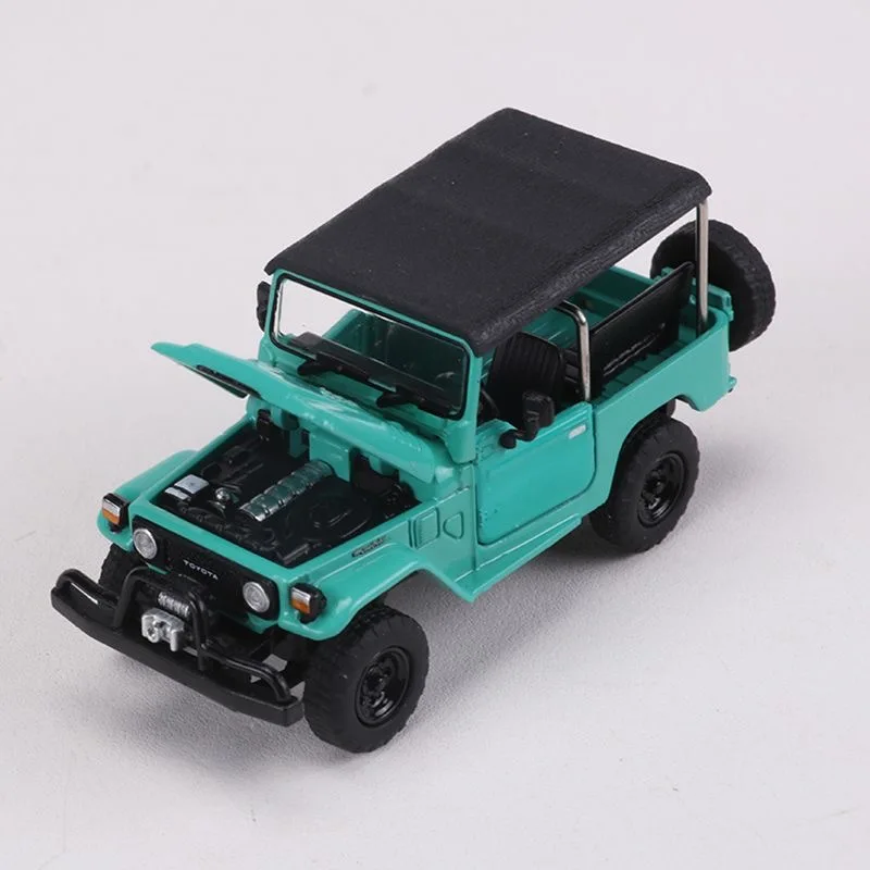 RM RhinoModel 1:64 Land Cruiser FJ40 Pick Up- Roof removable - Hood open - Alloy model