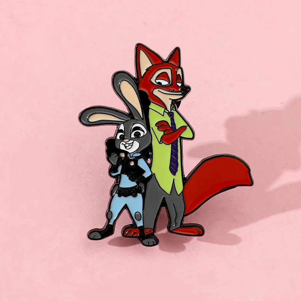 ديزني الكرتون Zootopia شخصية دبابيس لطيف جودي ونيك شارة مينا دبوس ملحق لقبعة ظهره الملابس والاكسسوارات