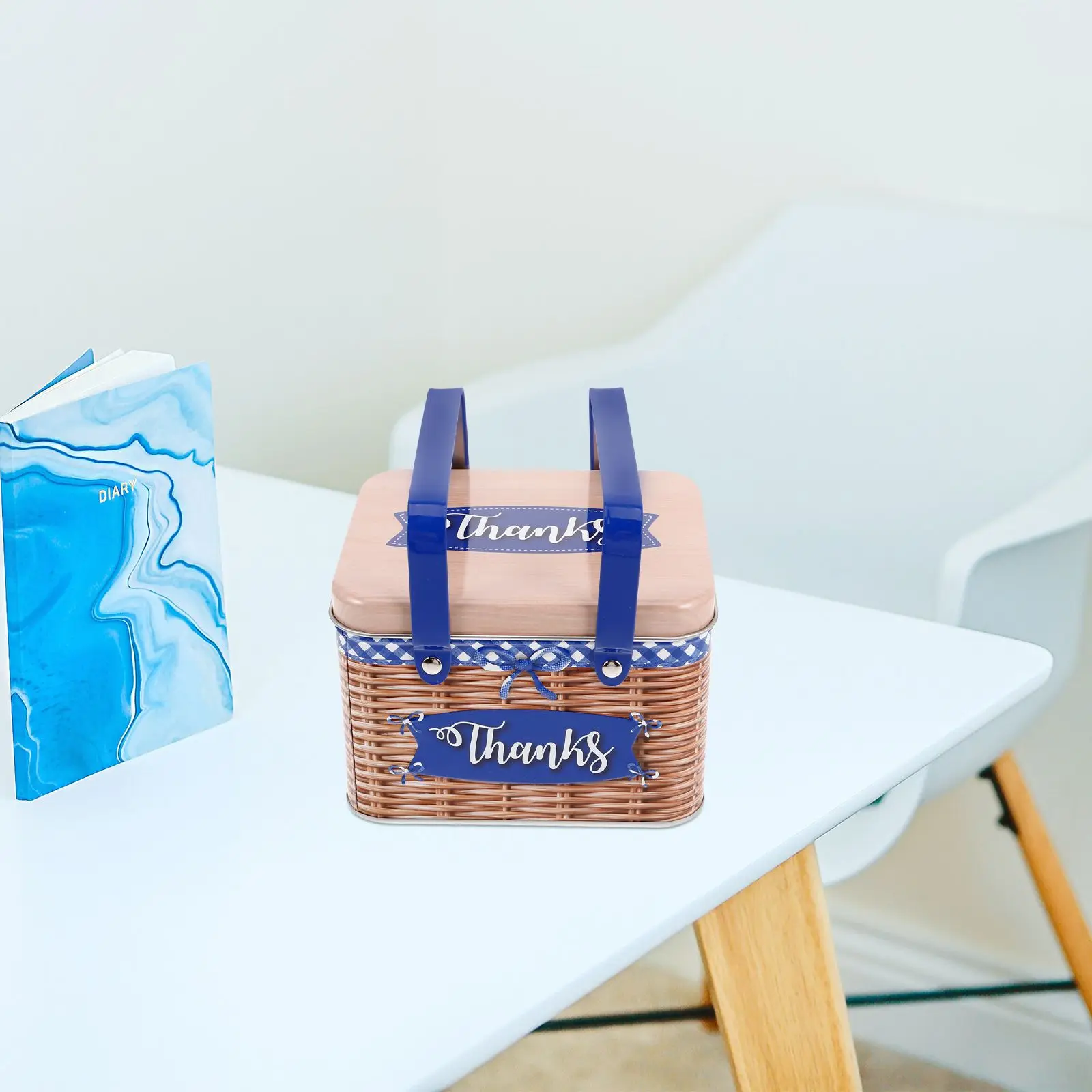 Rectangle Metal Cookie Tin Handheld Candy Blue Design Biscuit Box Food Containers Lids Small Gifts Snacks Storage Portable Size