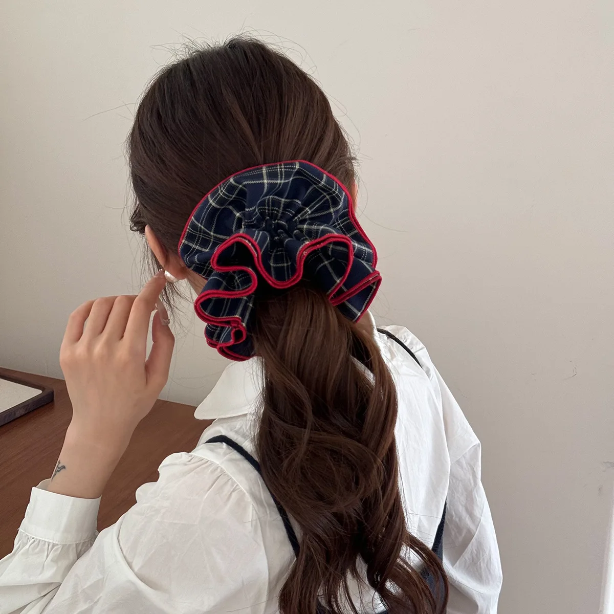 

Новое двухслойное клетчатое кольцо для волос с толстым кишечником, универсальная студенческая резинка для волос, веревка для волос, модная веревка для волос для девочек, женская кожаная веревка