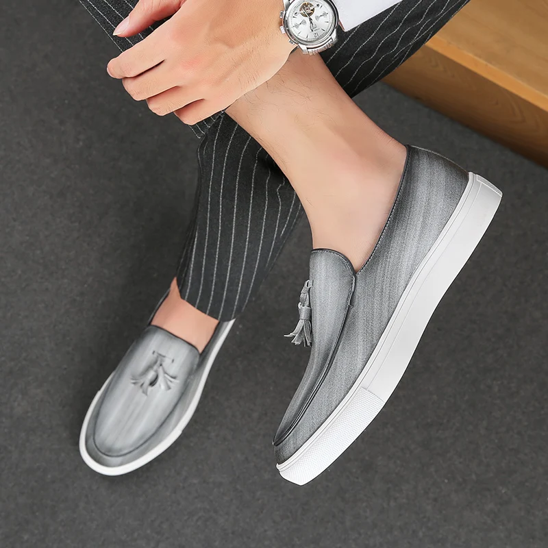 Tassel Loafers Casual Leather Shoes Comfort Men Black Formal Dress Slip on Driving Soft Shoes Italy Moccasins Men Big Size 38-47