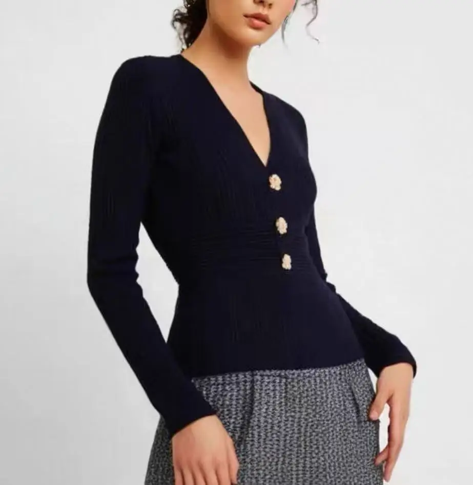 

Women Black Slim Sweater Rhinestone Pearl Buttons Hollow Out V-Neck 2024 Early Autumn Long Sleeve Temperament Cardigan 5240282