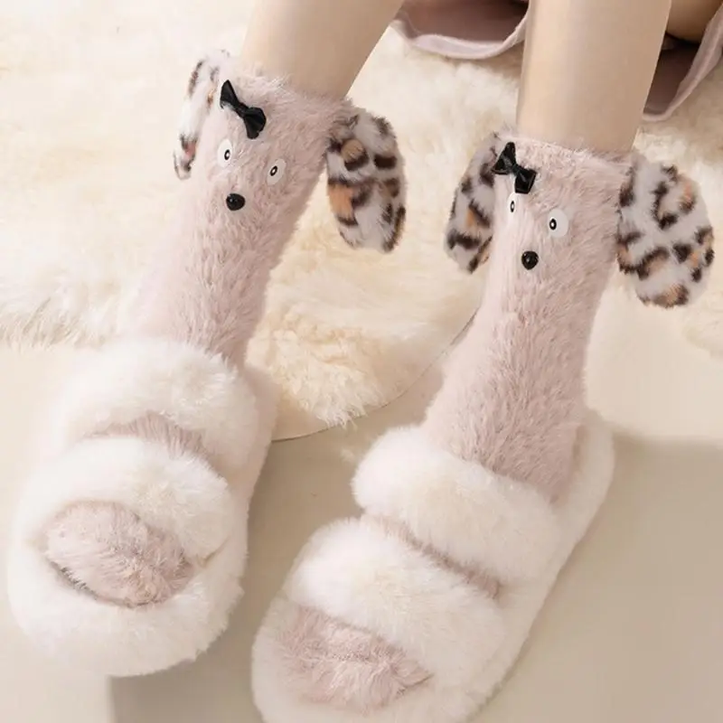 W0YA Donna Inverno Cartoon 3D Orecchie cane Pile Pantofola da casa Calzini Addensare Caldo Termico Fuzzy Pavimento Coperto