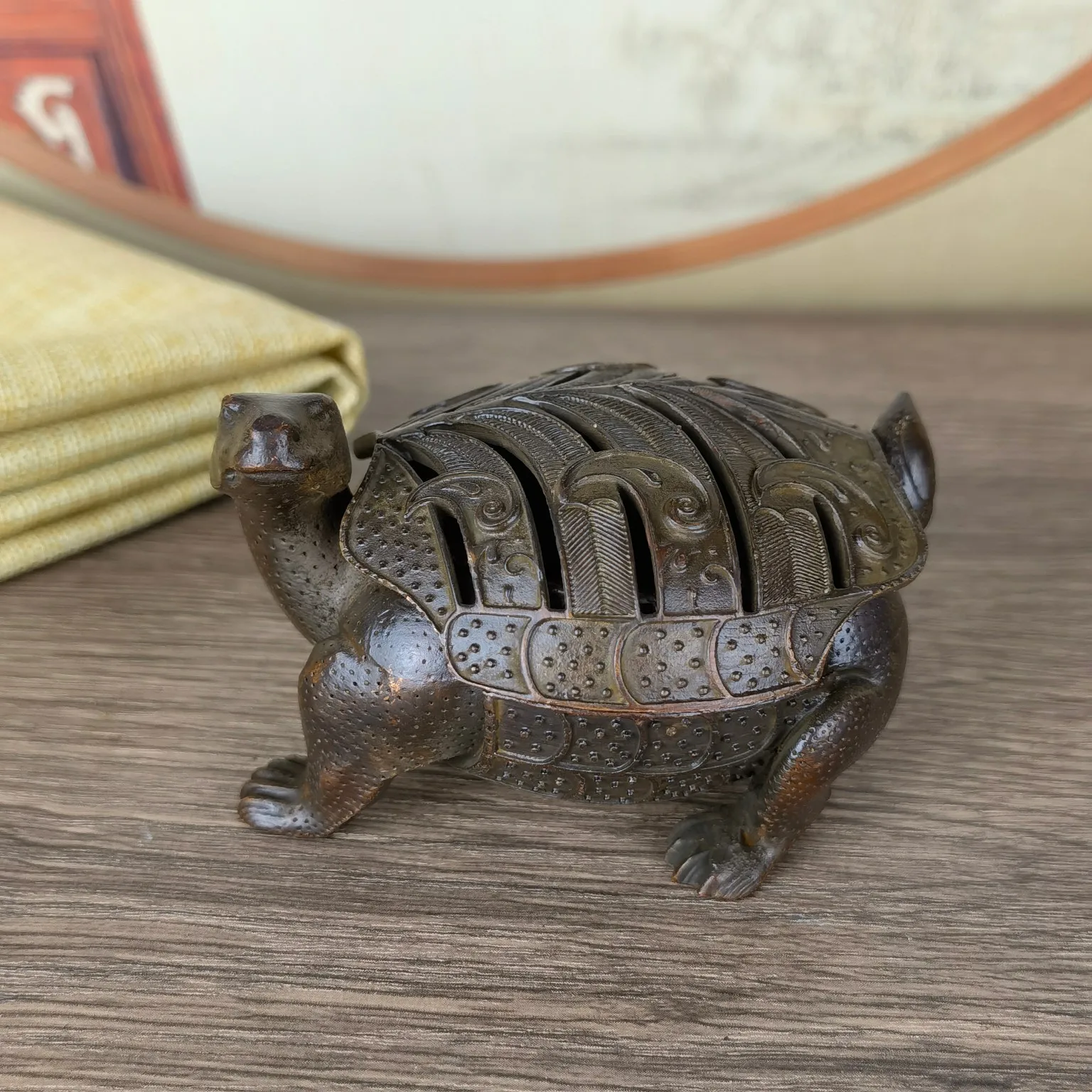

Play old dragon turtle open lid incense burner desktop ornament home decoration brass handicraft turtle incense burner