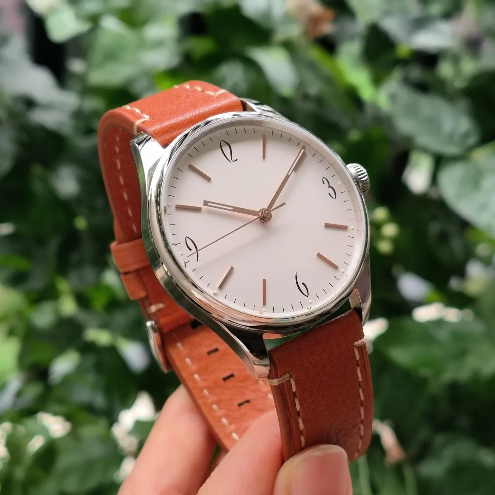 Simple style 41mm Japan NH35 movement Automatic watch Milky white Watch dial Rose gold number Rose gold hand Sapphire crystal